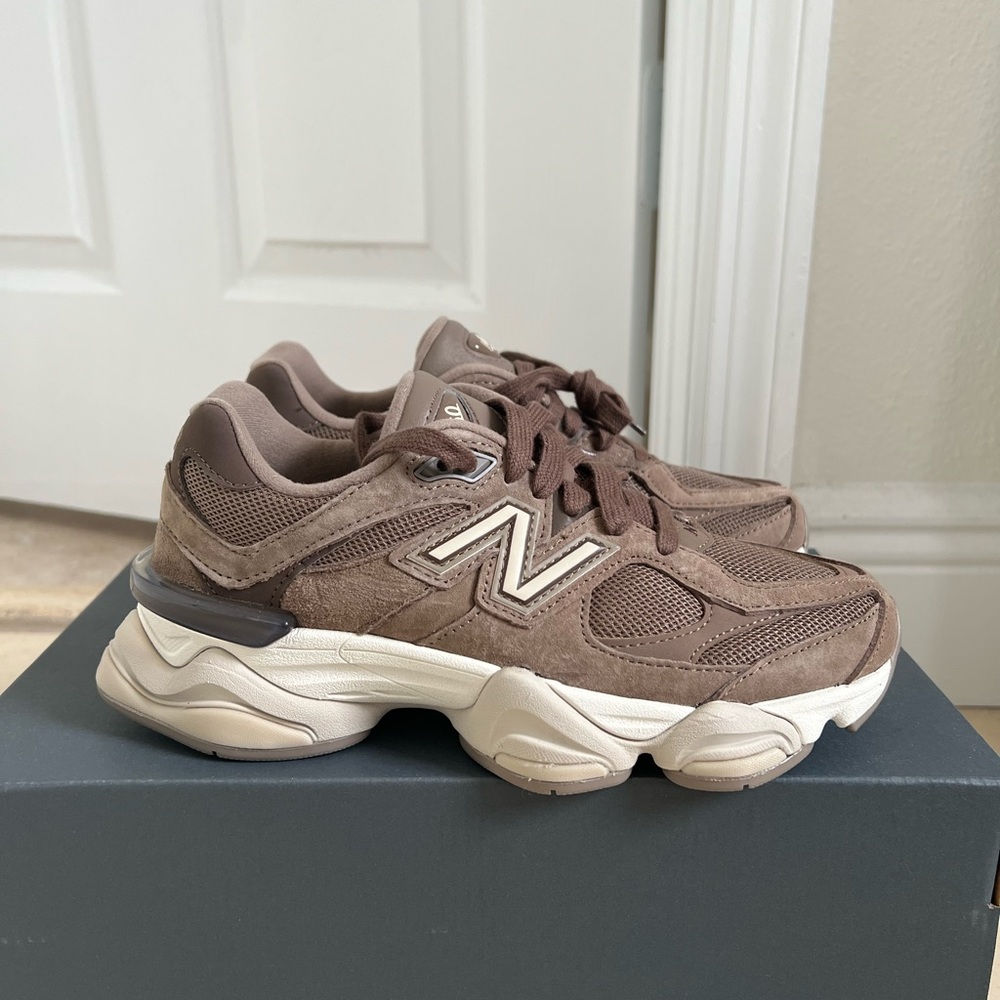 New Balance 9060 “Mushroom” Sneaker